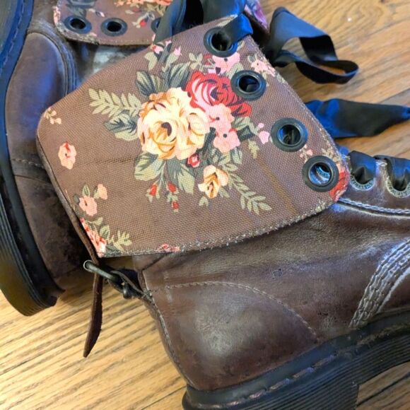 Dr. Martens Floral Combat Boots Vintage Leather Lace-up Ankle‎ Boots UK 4 - Picture 3 of 16